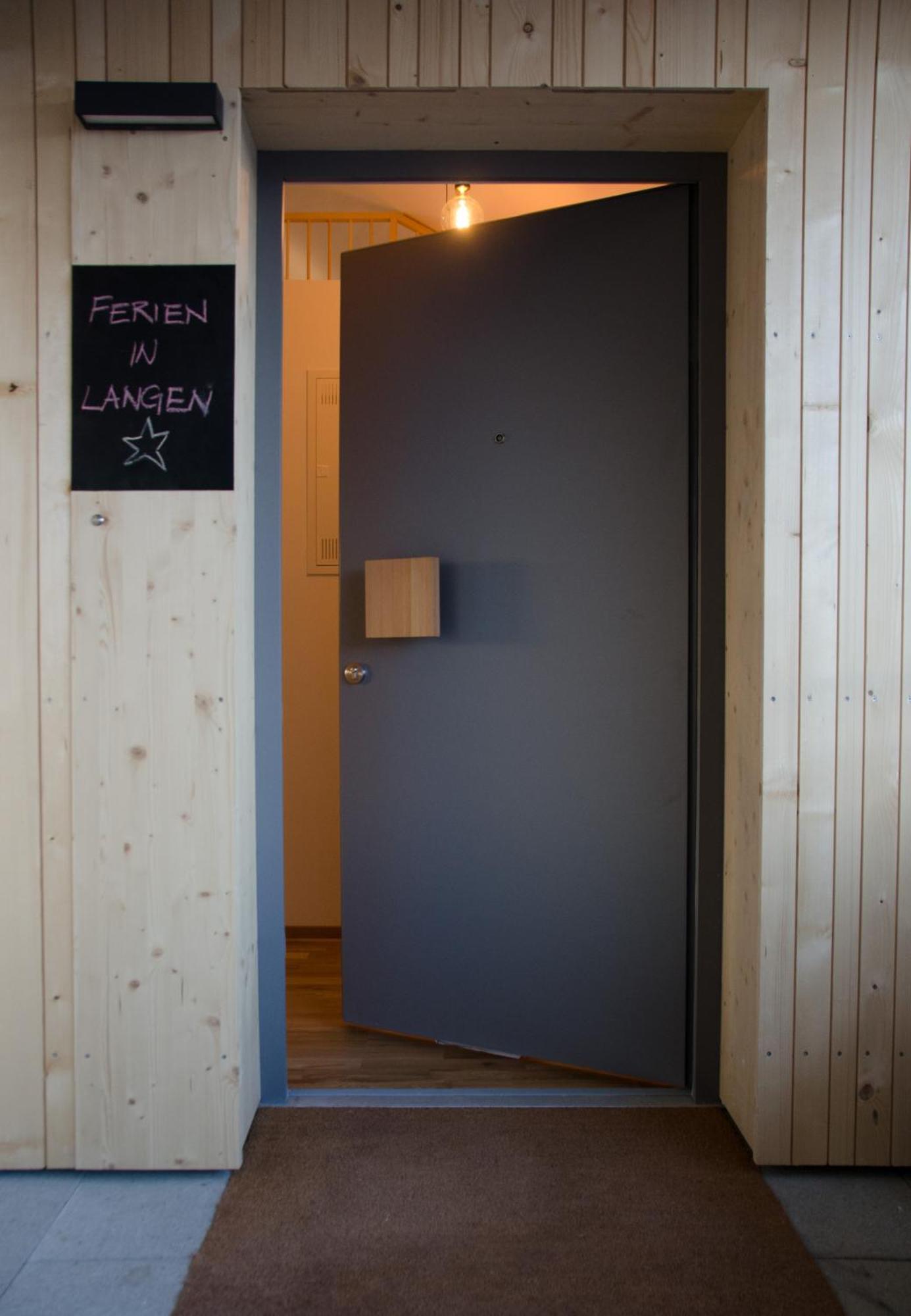 Gamsfels Josephine Galeriewohnung Langen Bei Bregenz Bagian luar foto